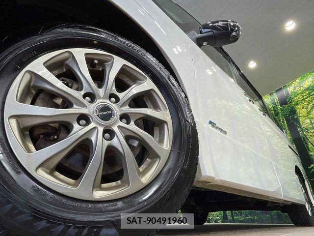 Nissan SERENA 2018-01 7224874-13