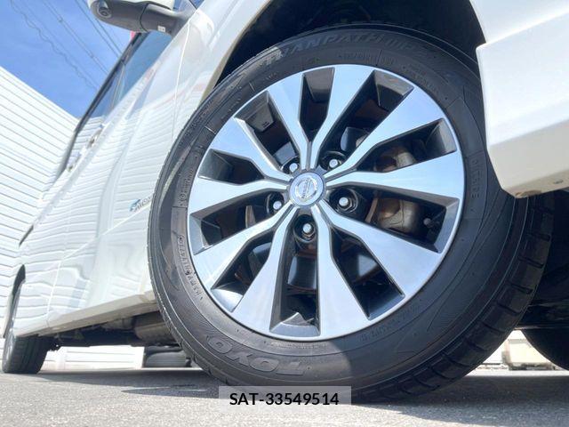 Nissan SERENA 2017-07 7224867-14