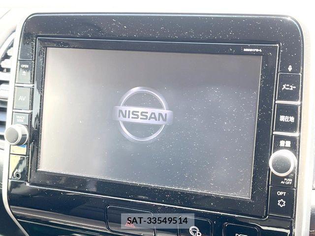 Nissan SERENA 2017-07 7224867-2
