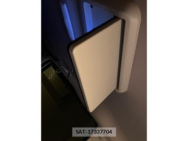Nissan SERENA 2020-07 7224903-25