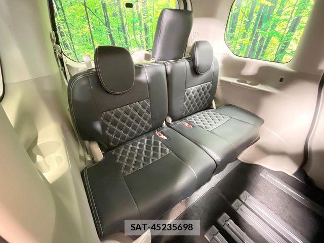 Nissan SERENA 2016-11 7224843-9