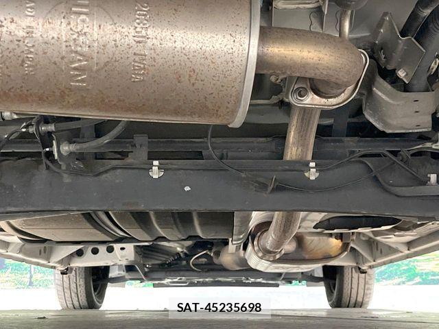 Nissan SERENA 2016-11 7224843-19