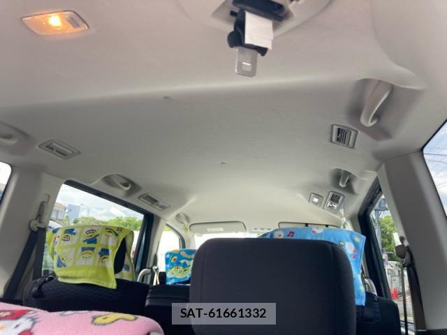 Nissan SERENA 2013-09 7218018-15