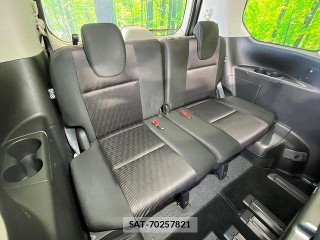 Nissan SERENA 2017-03 7224849-10