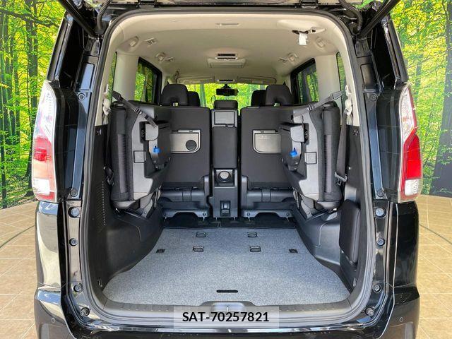 Nissan SERENA 2017-03 7224849-11