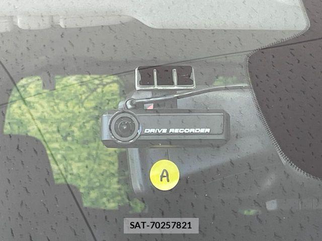 Nissan SERENA 2017-03 7224849-6