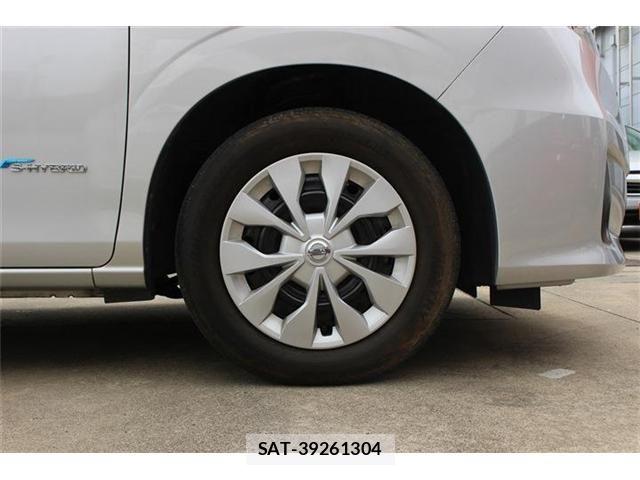 Nissan SERENA 2017-03 7218048-14