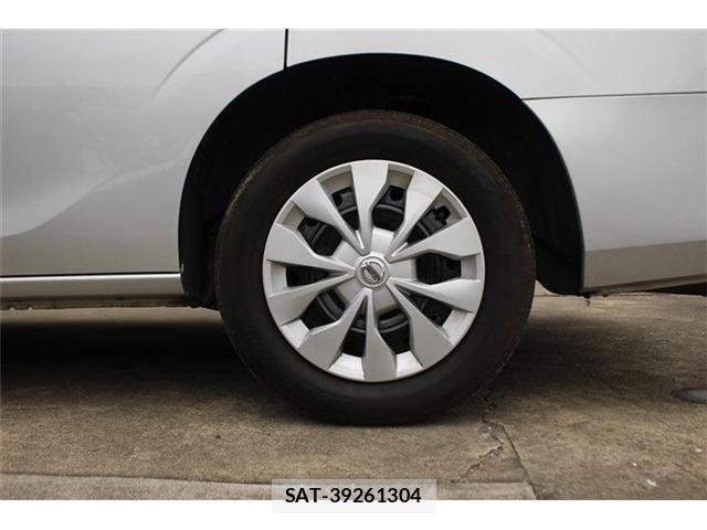 Nissan SERENA 2017-03 7218048-16