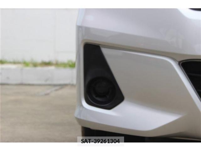 Nissan SERENA 2017-03 7218048-22