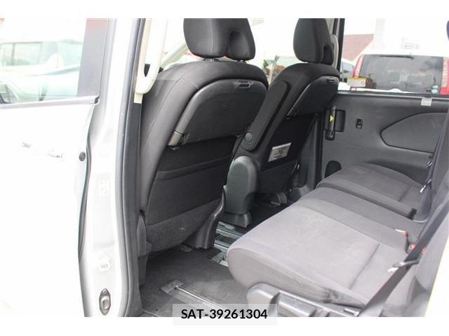 Nissan SERENA 2017-03 7218048-28