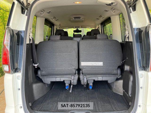 Nissan SERENA 2017-07 7224864-10