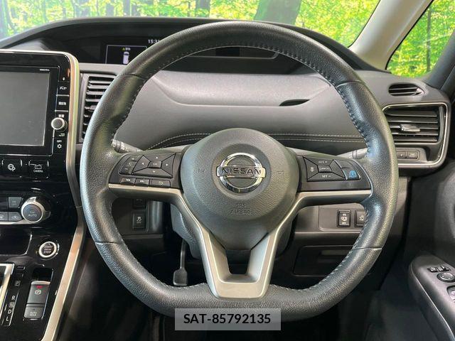 Nissan SERENA 2017-07 7224864-11