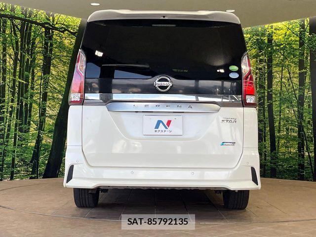 Nissan SERENA 2017-07 7224864-15