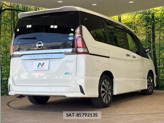 Nissan SERENA 2017-07 7224864-17