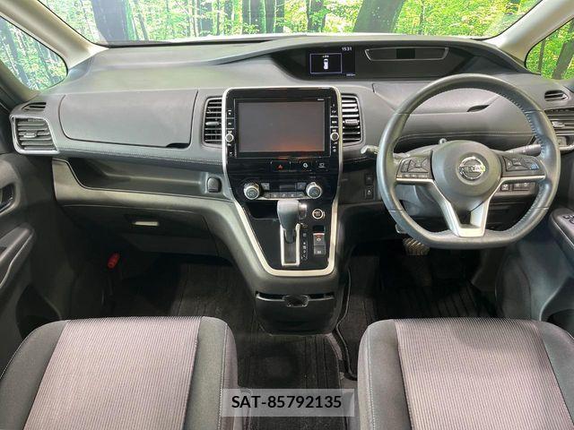 Nissan SERENA 2017-07 7224864-1