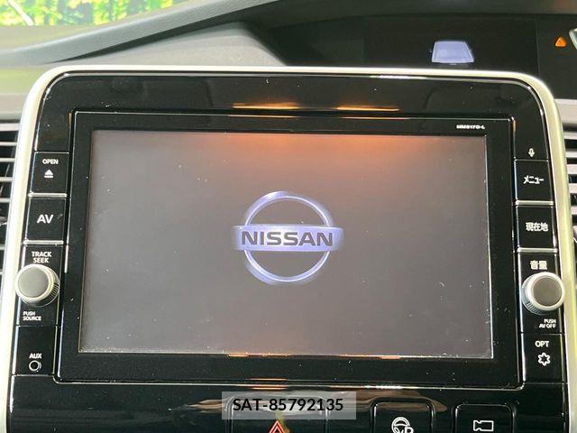 Nissan SERENA 2017-07 7224864-4