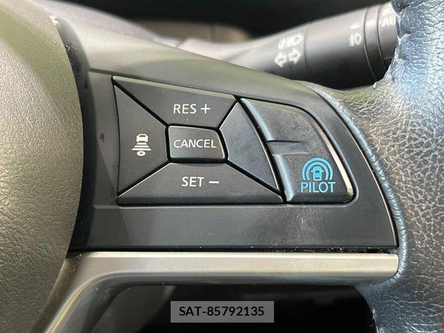 Nissan SERENA 2017-07 7224864-5