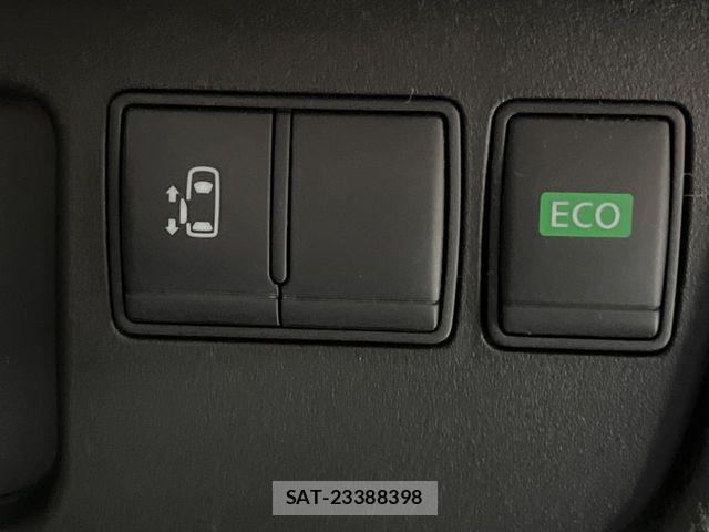 Nissan SERENA 2014-03 7224806-17