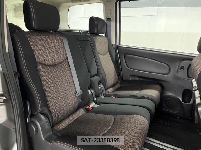 Nissan SERENA 2014-03 7224806-8