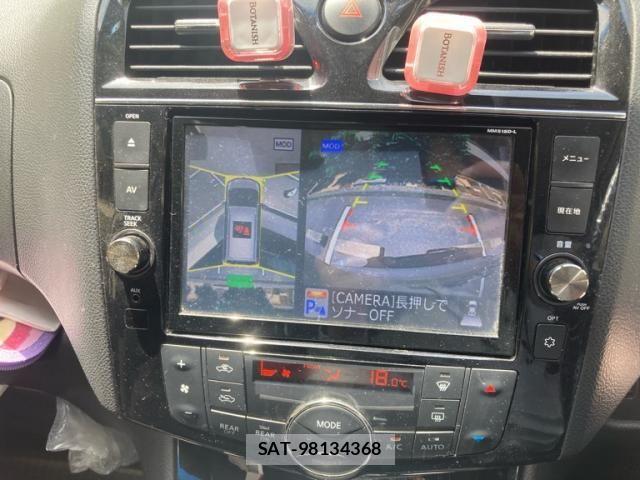 Nissan SERENA 2015-12 7224825-19