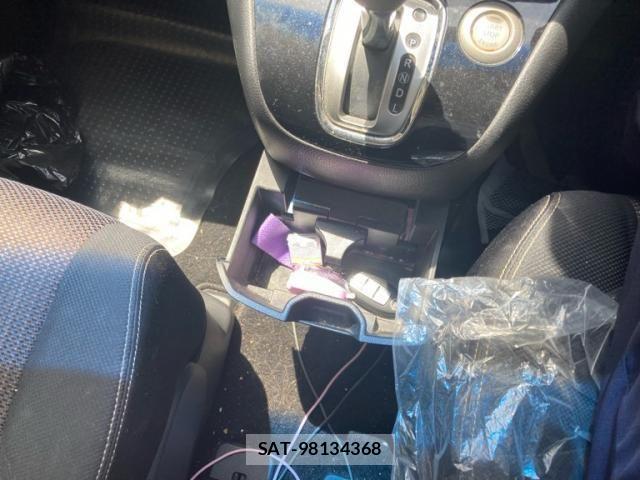 Nissan SERENA 2015-12 7224825-22