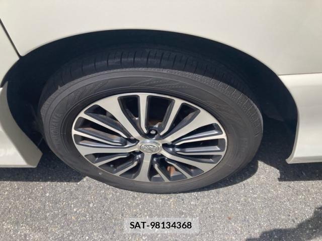 Nissan SERENA 2015-12 7224825-6