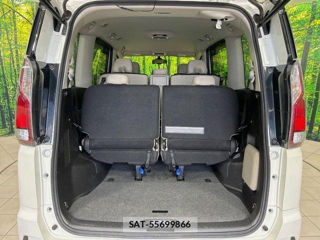 Nissan SERENA 2016-08 7224837-10