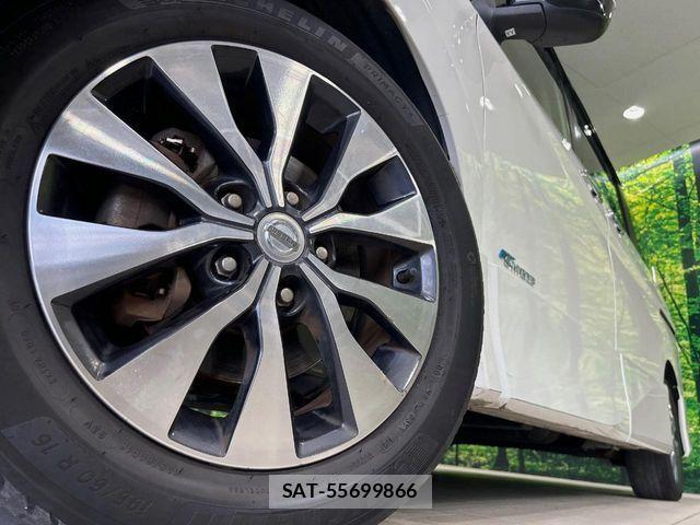 Nissan SERENA 2016-08 7224837-13