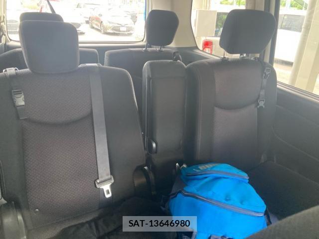 Nissan SERENA 2013-10 7224800-8