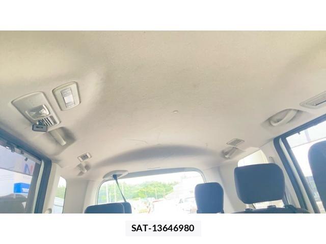 Nissan SERENA 2013-10 7224800-17