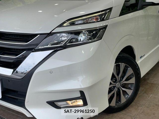Nissan SERENA 2017-06 7224862-12