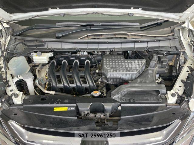 Nissan SERENA 2017-06 7224862-18