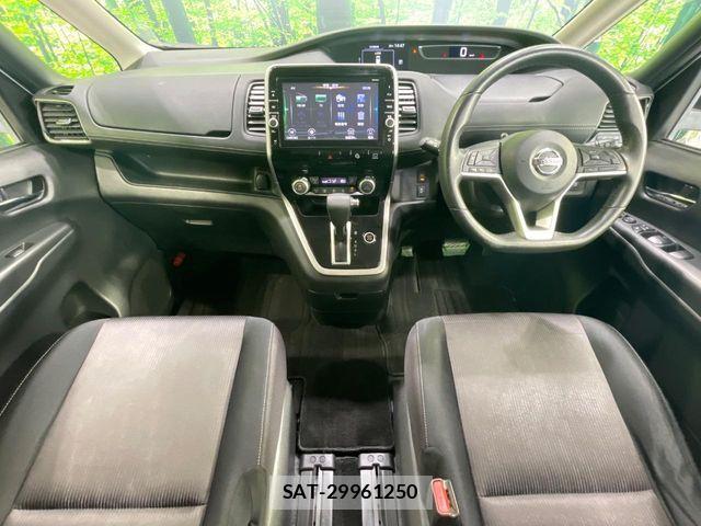 Nissan SERENA 2017-06 7224862-1