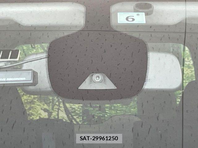 Nissan SERENA 2017-06 7224862-6
