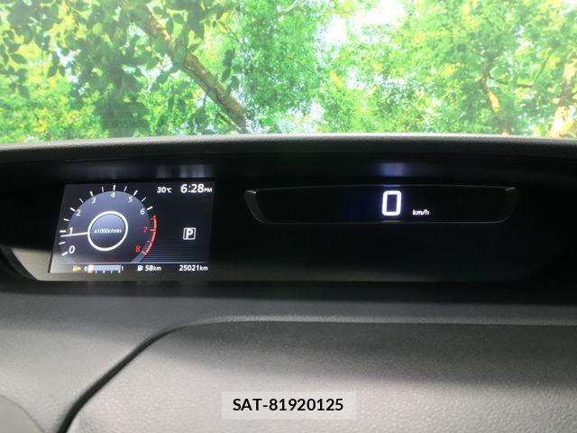 Nissan SERENA 2017-05 7224858-15