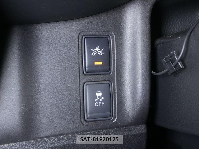 Nissan SERENA 2017-05 7224858-20