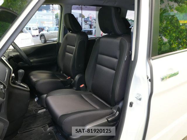 Nissan SERENA 2017-05 7224858-27