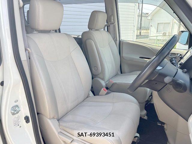 Nissan SERENA 2015-08 7224819-10