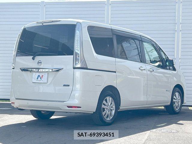 Nissan SERENA 2015-08 7224819-17