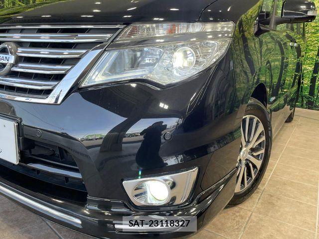 Nissan SERENA 2014-11 7224810-12