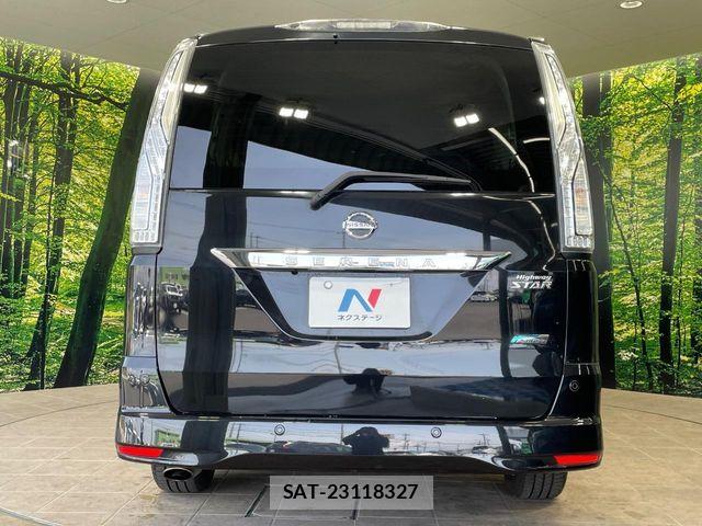 Nissan SERENA 2014-11 7224810-15