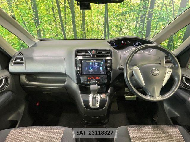 Nissan SERENA 2014-11 7224810-1