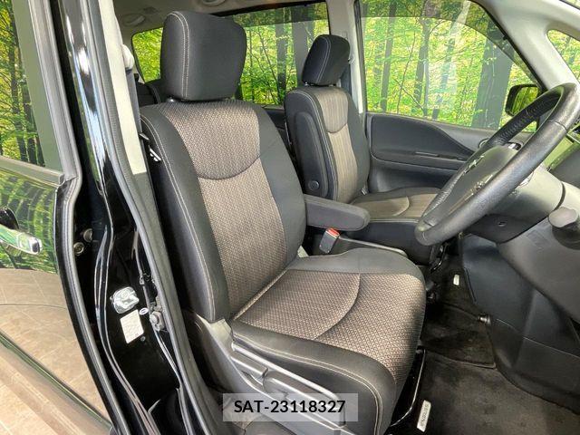 Nissan SERENA 2014-11 7224810-7
