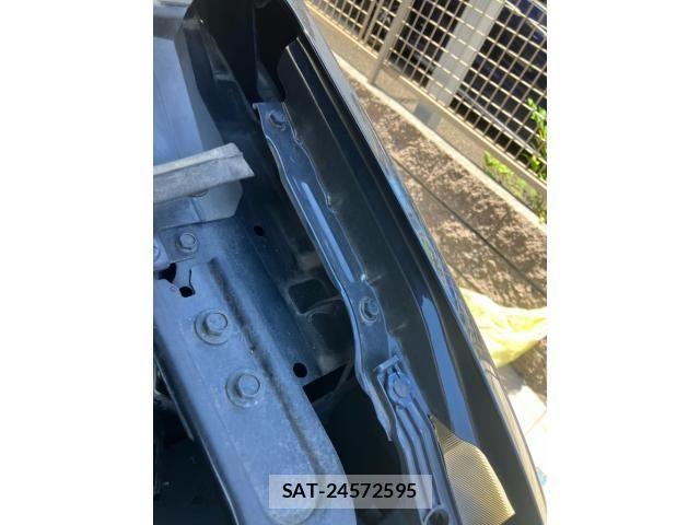 Nissan SERENA 2013-11 7224802-24