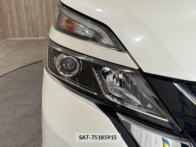 Nissan SERENA 2018-11 7224884-23