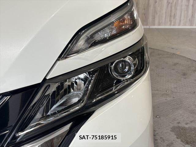 Nissan SERENA 2018-11 7224884-25