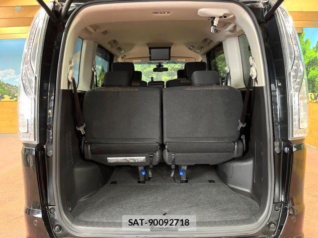 Nissan SERENA 2015-07 7224815-10