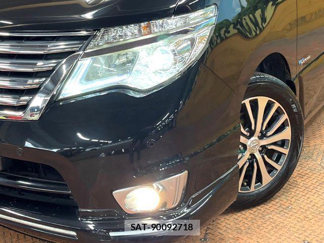 Nissan SERENA 2015-07 7224815-12
