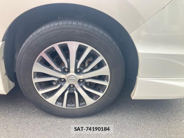 Nissan SERENA 2014-03 7224808-10