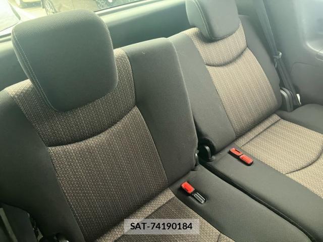 Nissan SERENA 2014-03 7224808-14